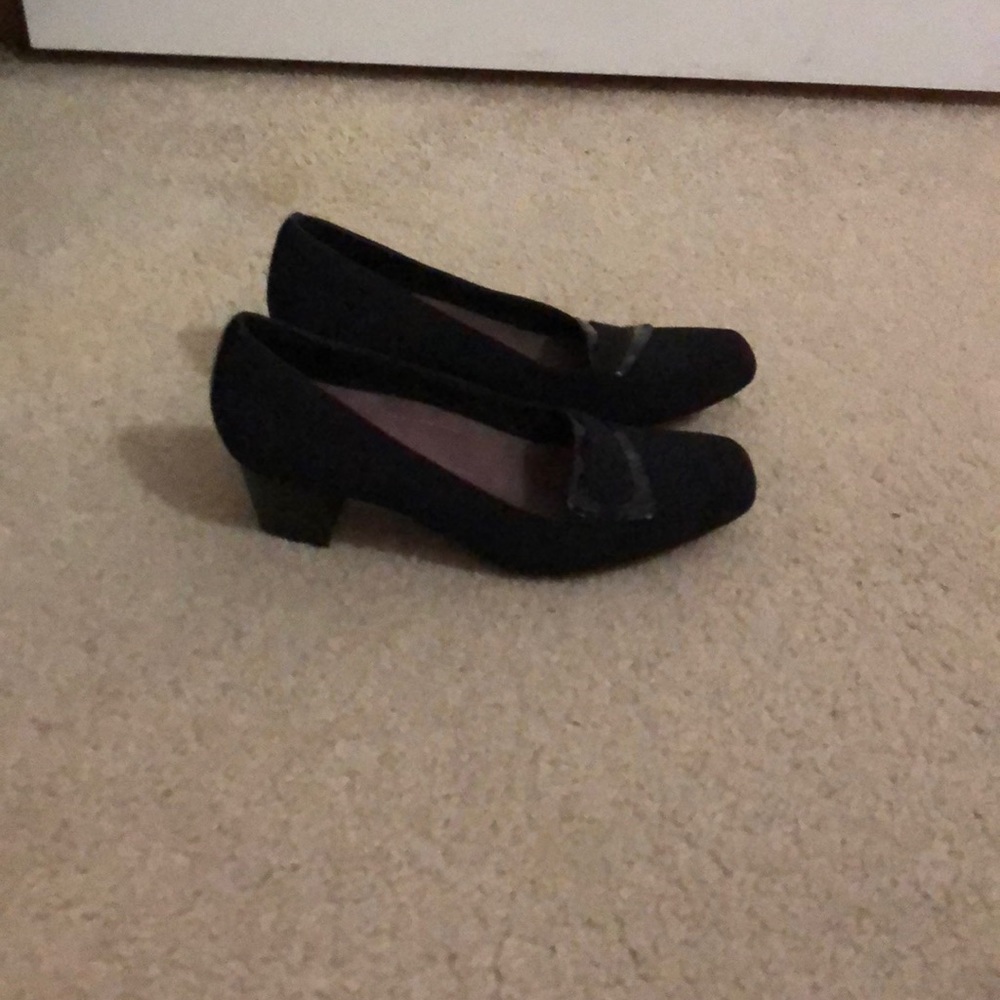 Shoes - Picture 2 of 2